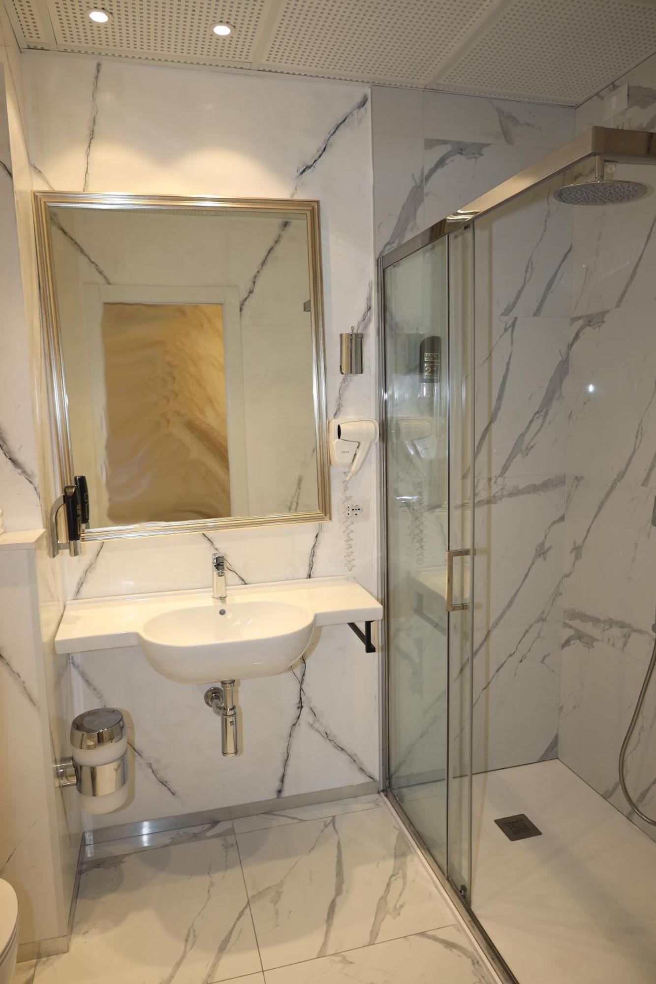 Hotel Ristorante Continental 4*