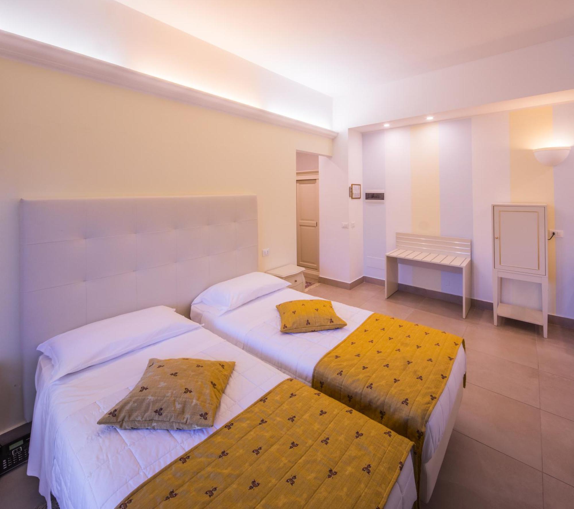 Hotel Ristorante Continental 4*